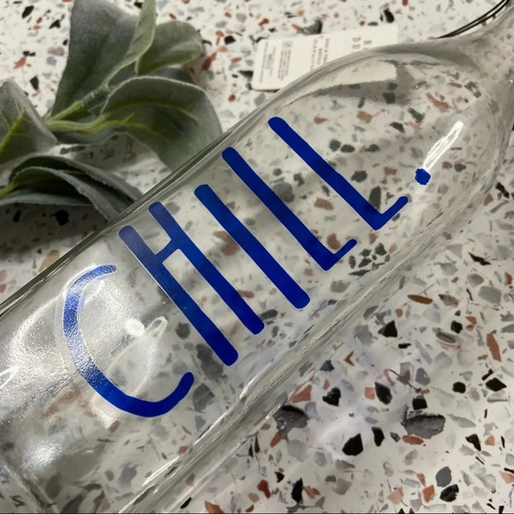 RAE DUNN Drinkware Glass Collectible Kitchen Decor Chill Beverage Vessel NWT NEW - Picture 2 of 8